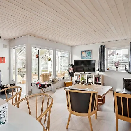 Holiday home Pet Friendly In Norre Nebel With Wifi *